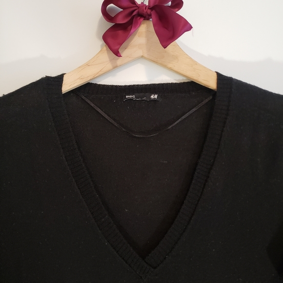 Black V-Neck Sweater Dress Long Sleeves Dark Autumn Winter Top - Picture 4 of 6
